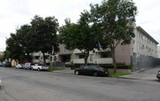 Casa Serrano Apartments