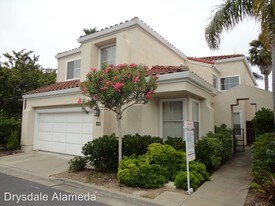 4 Bedroom Single-Family Home for Rent $4600
