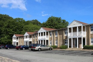 Admiral's Way Apartments