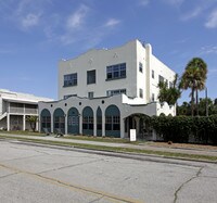 422 Julia St Apartments