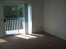 7715 Rainstone Ln NE Bremerton WA Apartments