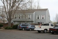 875 Sir Galahad Dr Apartments