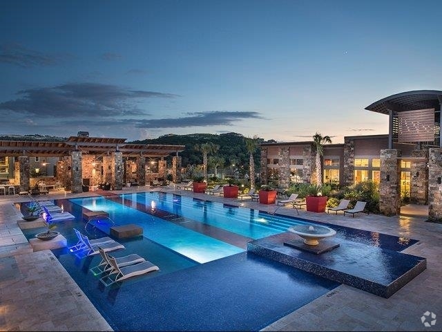 Belleza at Cresta Bella Apartments