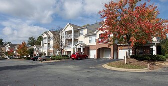 Brook Arbor Apartamentos