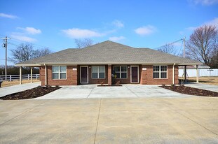 462 Lee St Rogersville AL Apartments