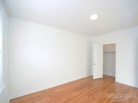 7930-7946 S Ingleside Ave Apartments