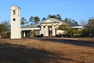 Colonial Grand at Traditions Apartments
