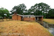 3 Bedroom Single-Family Home for Rent $850