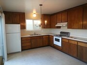146 Gibson St Ukiah CA Apartments