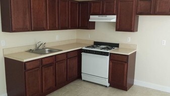 68 El Camino Loop Staten Island NY Apartments