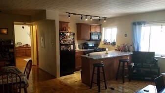 124 Lacrosse St Pittsburgh PA Apartments