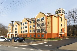 Furnished Studio – Pittsburgh - West Mifflin