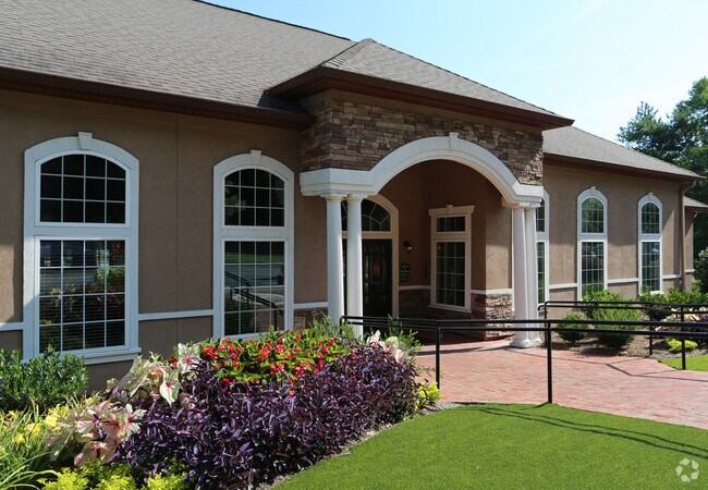 The Mosaic At Sandy Springs Apartments