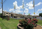 The Oaks Apartments
