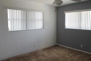 400 S Luna Ct Hollywood FL Apartments