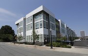 MacArthur Commons Apartments