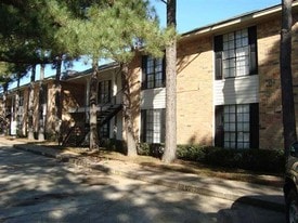 6045 Alpine Cir Beaumont TX Apartments