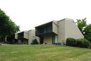 Tates Creek Village Apartments