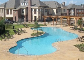 Chateau Mirage Apartments