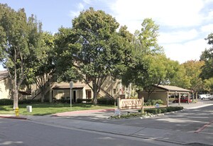 Amberwood Apartments