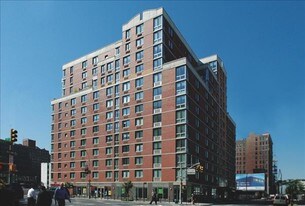 Hudson Crossing Apartments