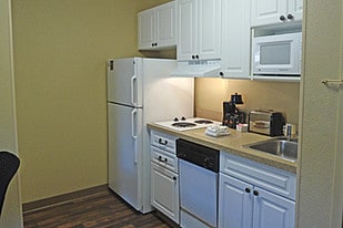 Furnished Studio – Boston - Westborough - ... Apartments
