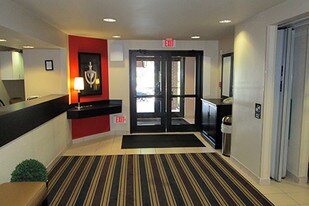 Furnished Studio – Dallas - Lewisville Apartments