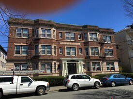 38 Estes St Lynn MA Apartments