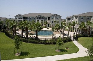 Bristol Place Apartments