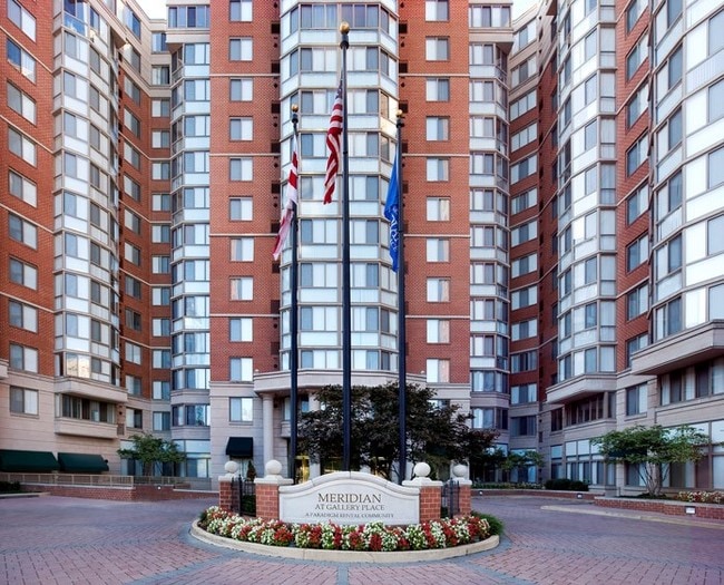 Meridian at Gallery Place Apartments