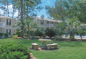 Northwoods Apartments