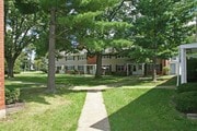 Carlisle Crest Apartments