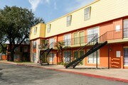 The Gardens at Bissonnet Apartments