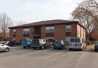 475 Walter St Apartments