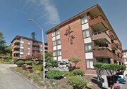 2710 W Manor Pl Seattle WA Apartments