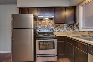 930 S Campbell Ave Springfield MO Apartments