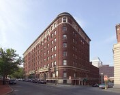 122 Chestnut Apartments