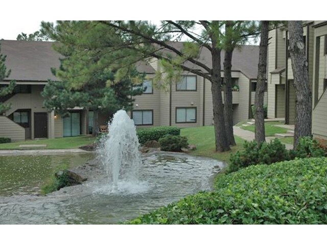 Silver Springs Apartments