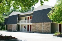Brentwood I/II Apartments