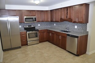20 Lawrence St Rensselaer NY Apartments