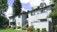 Sandcreek Apartments