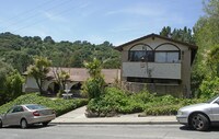2056 Ascot Dr Apartments