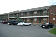 Calhoun Crossing Apartments