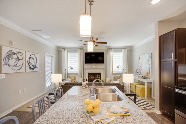 Crowne at Timberline Apartments