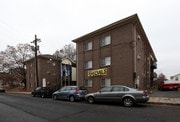 Elsinore Courtyard Apartments