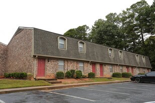 Oxford Townhouses Apartments