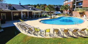 34 Crestmont Apartments