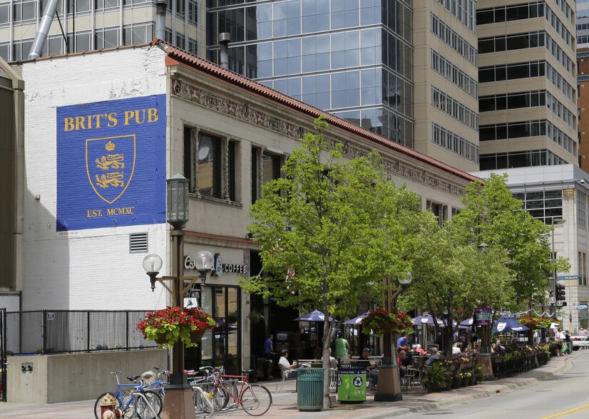 Loring Towers Apartments Rentals Minneapolis, MN