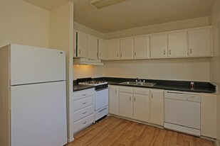 Aspenwood Apartments