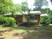 3 Bedroom Single-Family Home for Rent $950
